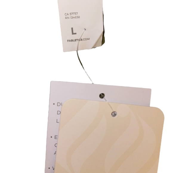 Fabletics Reversible Midi Bra Size Large NWT - Picture 11 of 12